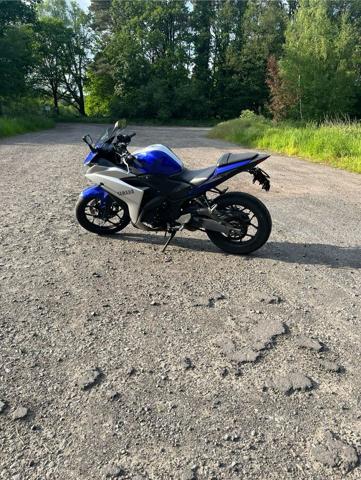 Yamaha YZF - R3 in Mauritz