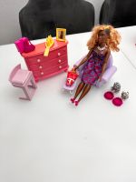 Barbie mit Zubehör und 2 kleine Hunde Münster (Westfalen) - Coerde Vorschau