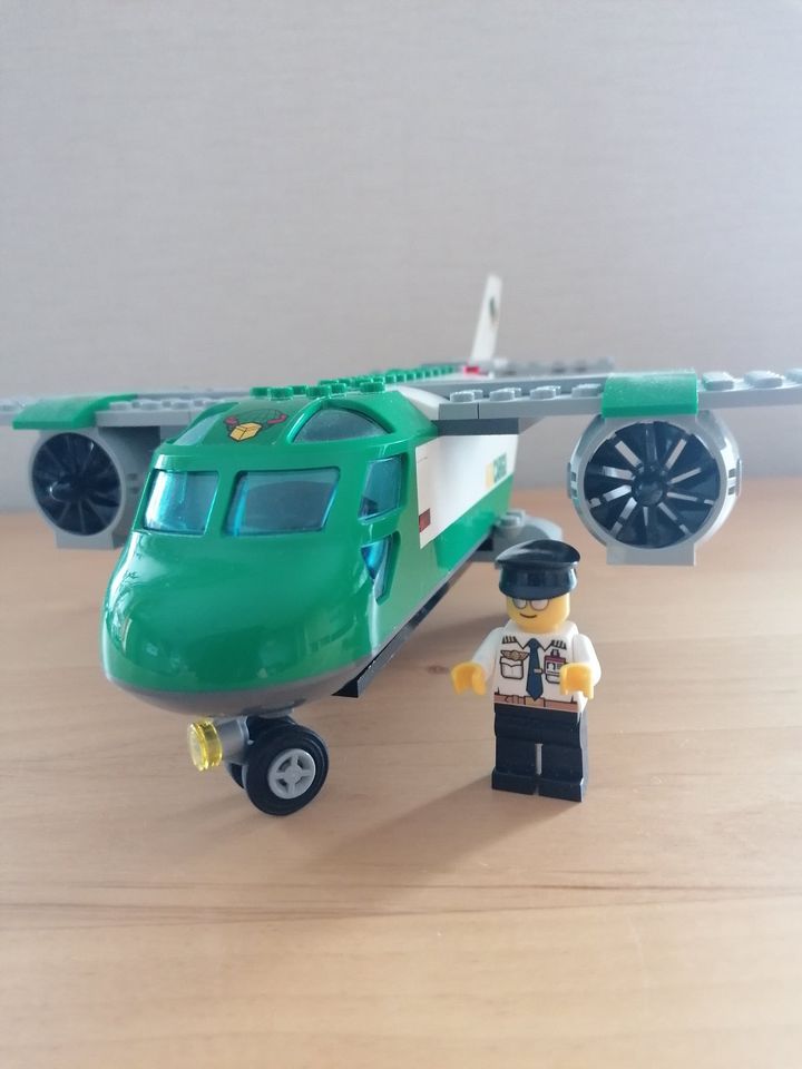 LEGO CITY 60101 Flughafen-Frachtflugzeug in Jena