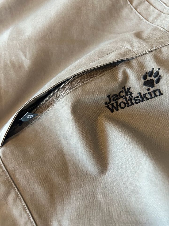 Jack Wolfskin  Outdoor Trekkinghose Khaki-Schlamm Gr.92/XL in Hennef (Sieg)