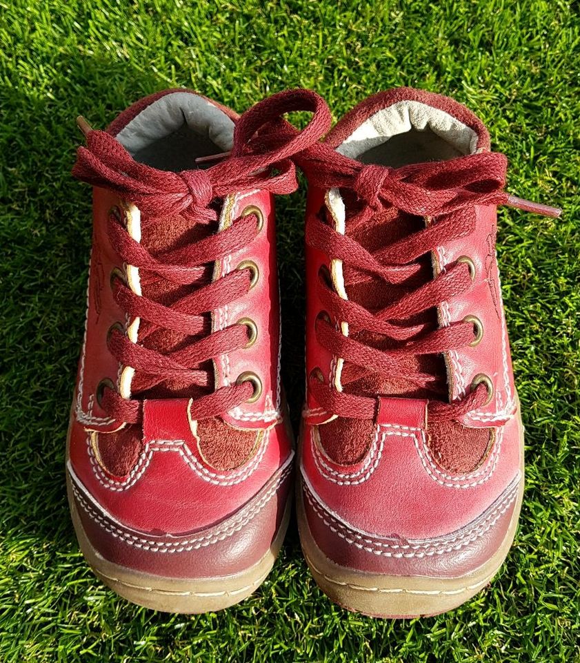 Mädchen Schuhe 23 rot in Rödermark