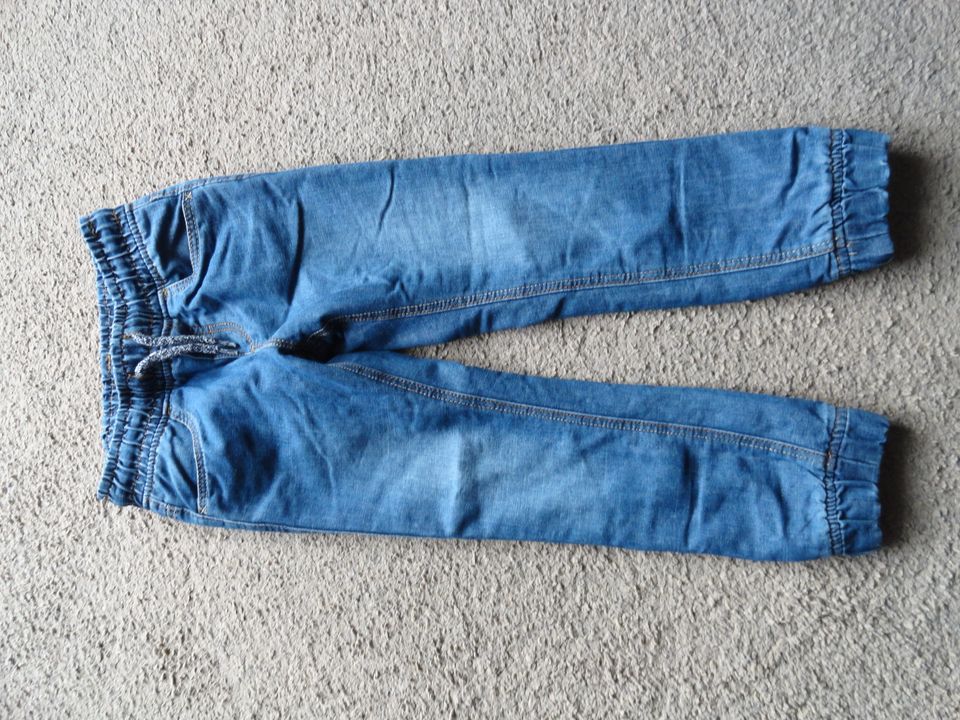 Jeans-set Jungen Gr. 110 / 7 Teile in Leipzig