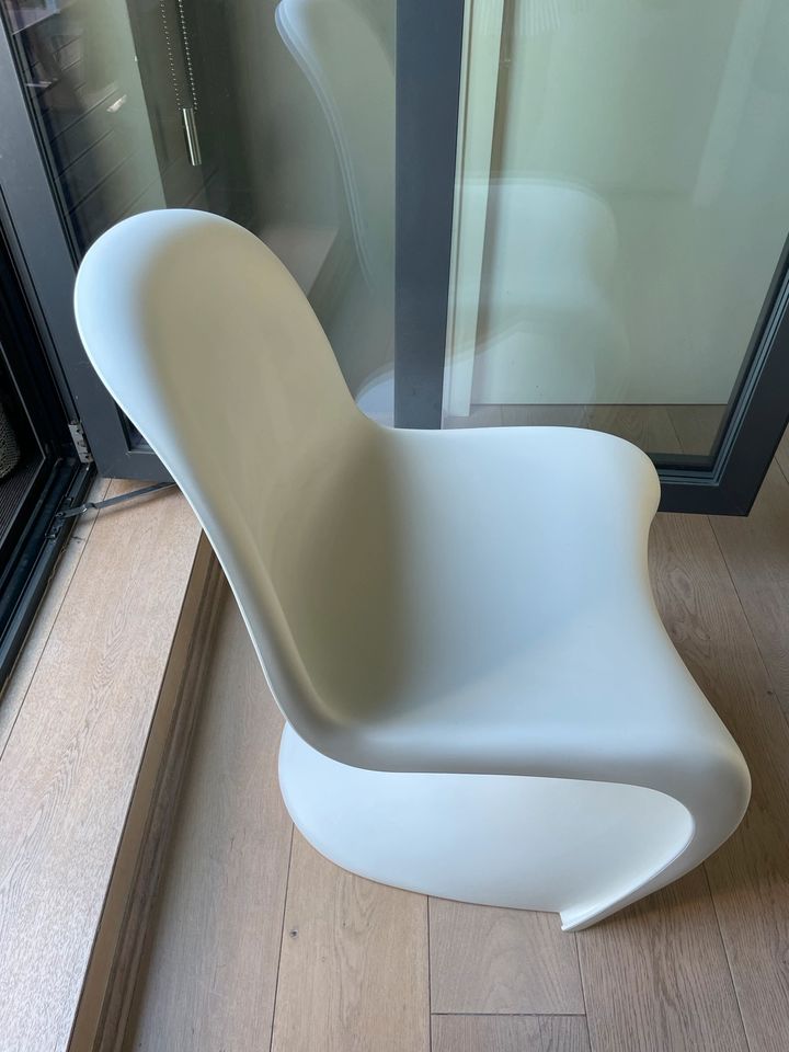 Original Panton Chair von Vitra, weiß in Hamburg