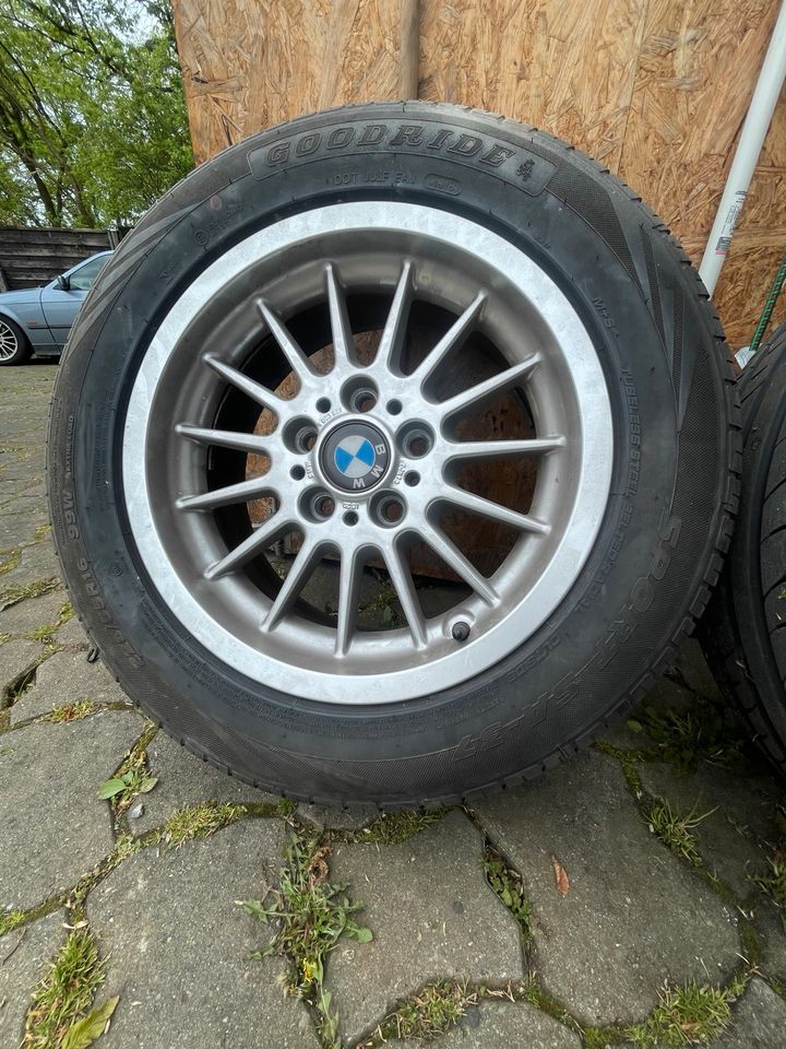 BMW E39 Styling 32 16“ in Eggesin