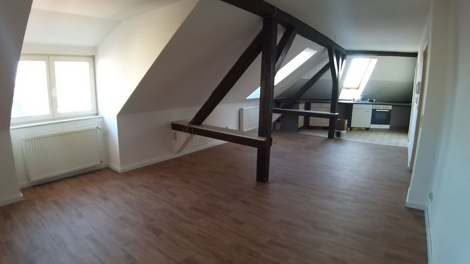 Schöne Dachgeschosswohnung mit Balkon in Wiesenburg/Mark