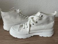 Sneaker 40 Made in Italy NEU Details weiß Schuhe Damen Fashion Mecklenburg-Vorpommern - Pasewalk Vorschau