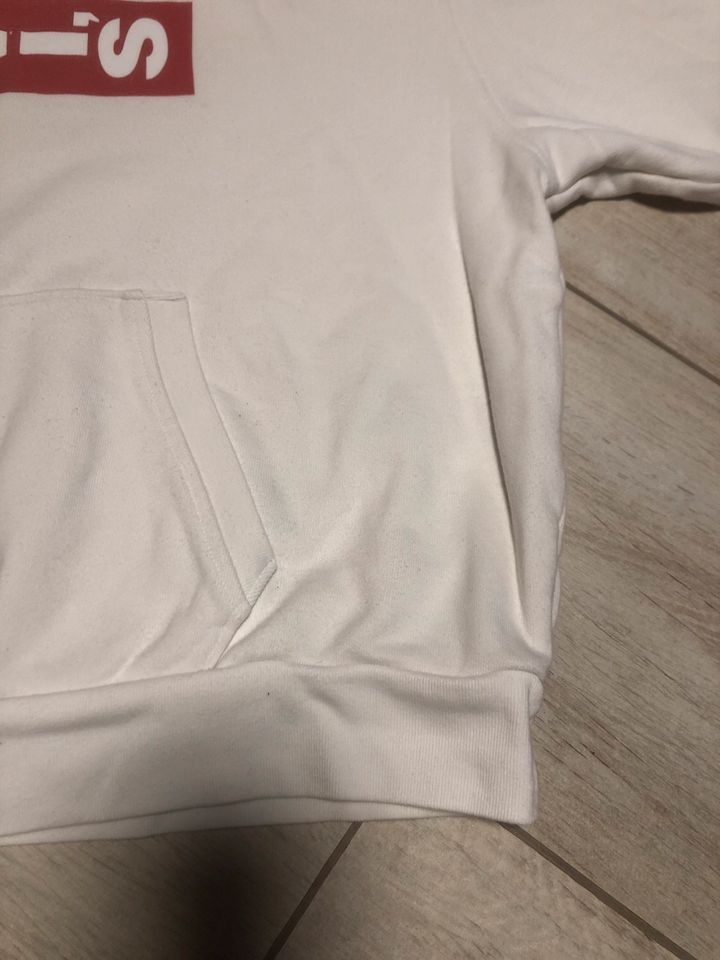 Levi’s hoodie kurze Form Gr S weiß in Großenkneten