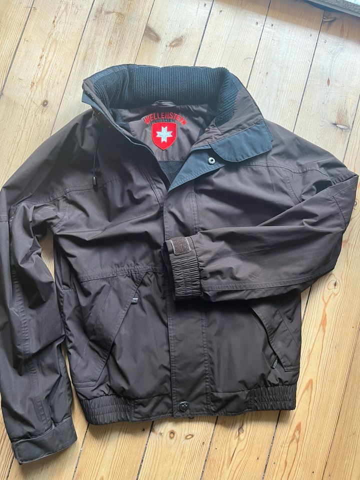 Wellensteyn Cliffjacke Gr. S braun - kaum getragen in Hamburg