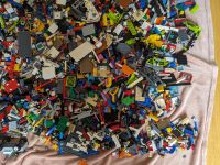 Lego sammelkiste (9.2kg) Berlin - Mitte Vorschau