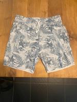 Kurze Jogginghose Shorts L Floral Tropical Blumen Hessen - Kassel Vorschau