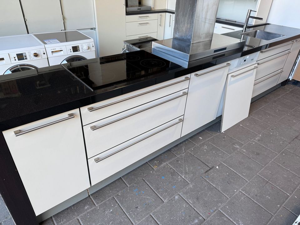 Inselküche inkl Geräte Küche mit Insel Granitplatten Einbauküche in Nordhorn