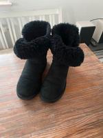 UGG schwarz gr 41 reduziert Nordrhein-Westfalen - Detmold Vorschau