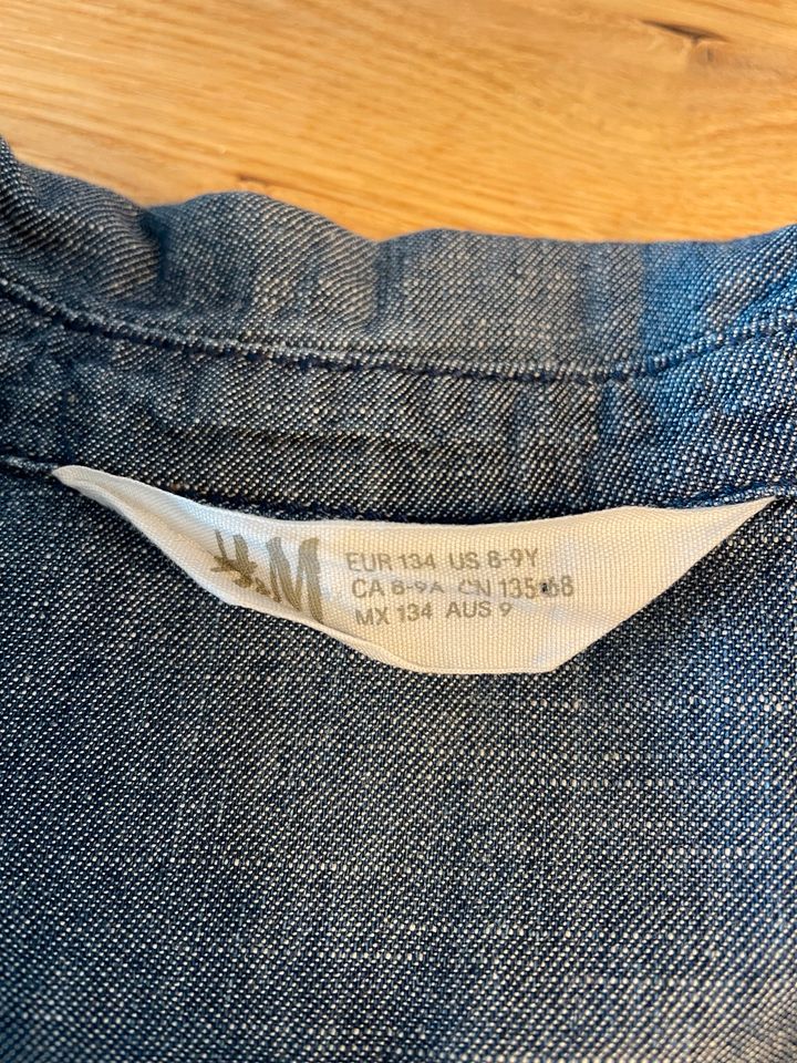 Jeanskleid von H&M / Größe 134 in Kernen im Remstal