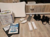 Nintendo Wii mit Zubehör und 15 Spielen Nordrhein-Westfalen - Bönen Vorschau
