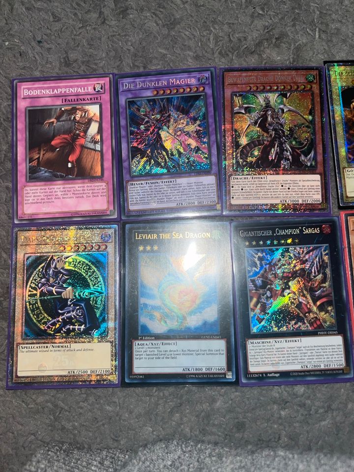 Yu-Gi-Oh Karten High Rare in Köln