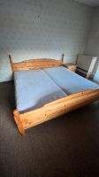 Schlafzimmer Bett aus Massivholz (210x210cm) München - Schwabing-Freimann Vorschau