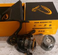 Savage Gear SG 8 4000 H FD Spinnrolle Nordrhein-Westfalen - Neuss Vorschau