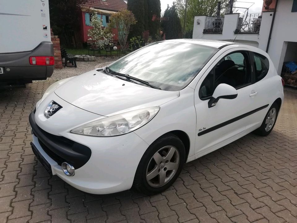 Peugeot 207 Urban Move in Irsee