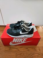 Nike Air Max 1, 38,5, Schwarz Weiß, One 95 97 Berlin - Charlottenburg Vorschau