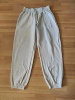 Nike Hose Damen Gr.M beige Jogging hose Nordrhein-Westfalen - Freudenberg Vorschau