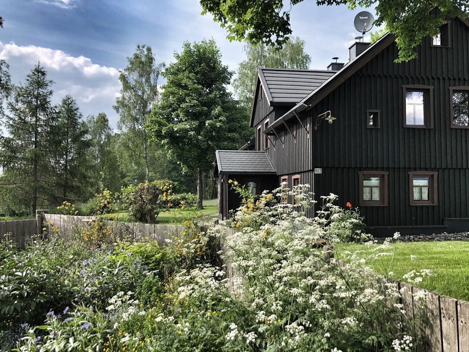 5* Ferienhaus Berghütte Vogtland / Chalet / Waldrand Alleinlage in Klingenthal