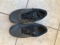 Nike Sneaker Sportschuh schwarz Gr.39 Mecklenburg-Vorpommern - Rostock Vorschau