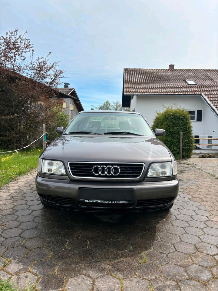 Audi A6 C4 2,6 Quattro in Seeg