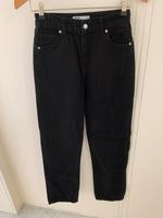 Bershka Straight Jeans schwarz Gr 34 neuwertig Innenstadt - Köln Altstadt Vorschau