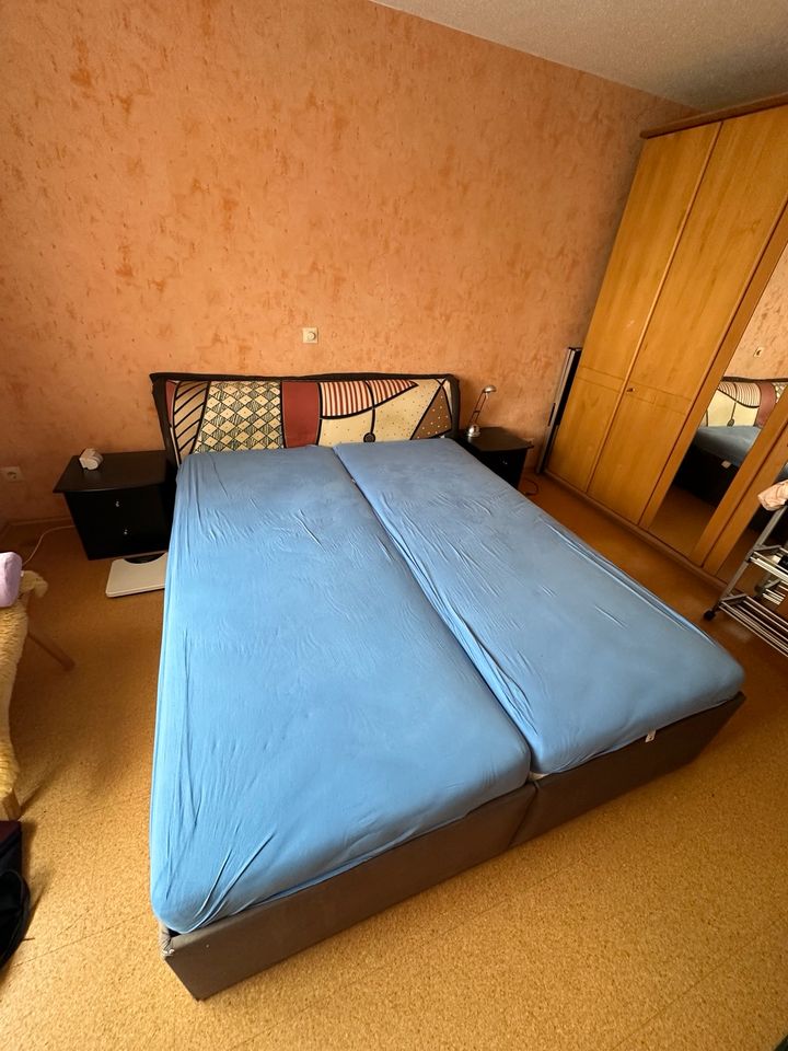 Doppelbett mit Bettkasten in Blaufelden