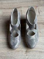 Damenschuhe Silbergrau Gabor Gr. 40 Niedersachsen - Wedemark Vorschau
