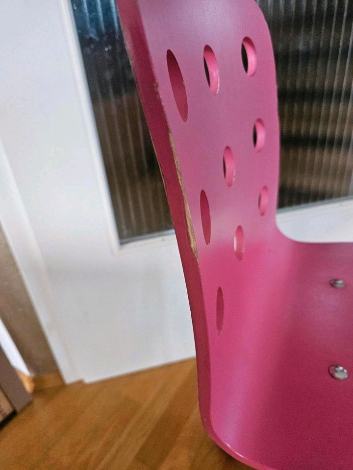 Ikea Kinderstuhl Jules magenta pink in Isen