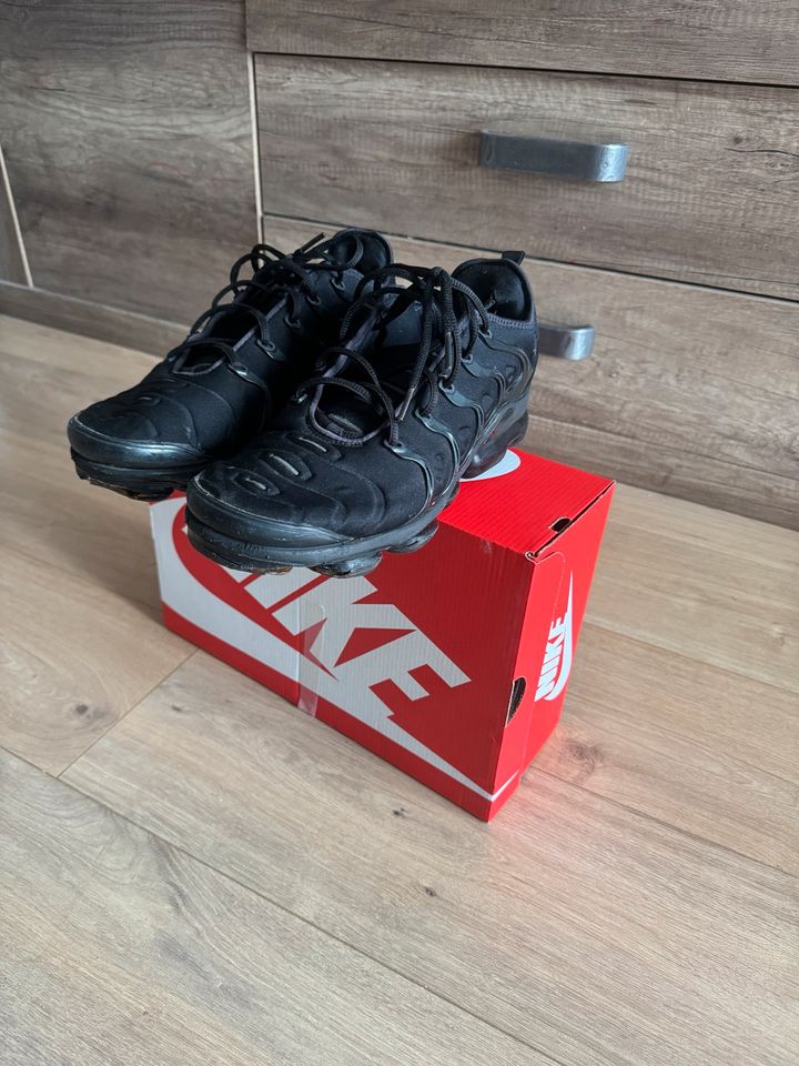 NIKE AIR VAPORMAX PLUS Gr 45 in Hattersheim am Main