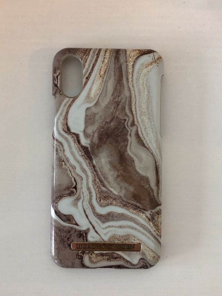 Handyhülle Hard Case für iPhone X Ideal Of Sweden Gold in Berlin