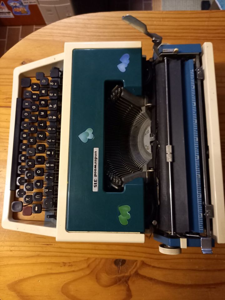 Schreibmaschine Underwood 315    klein und handlich in Mainz