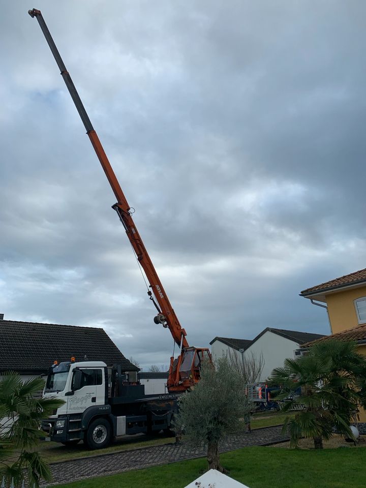 Autokran mit Atlaskran in Geldern