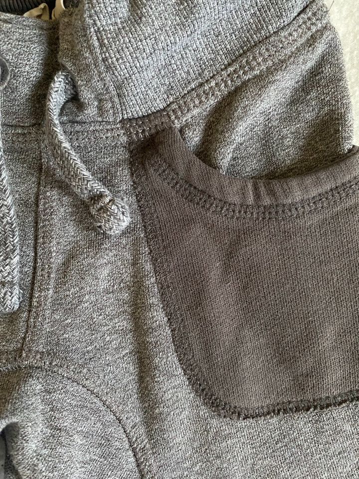 H&M Jogginghose Hose Gr 92 grau taupe in Ratingen