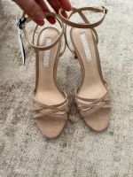 Mango Schuhe, Absatz, High Heels, 37, beige, Riemchenschuhe Niedersachsen - Wolfsburg Vorschau