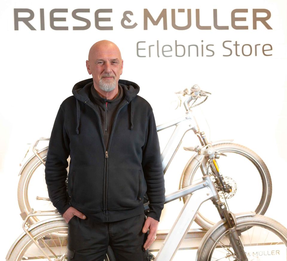 Trekking-E-Bike Riese und Müller Nevo GT Vario  - Neurad!! in Wilhelmshaven