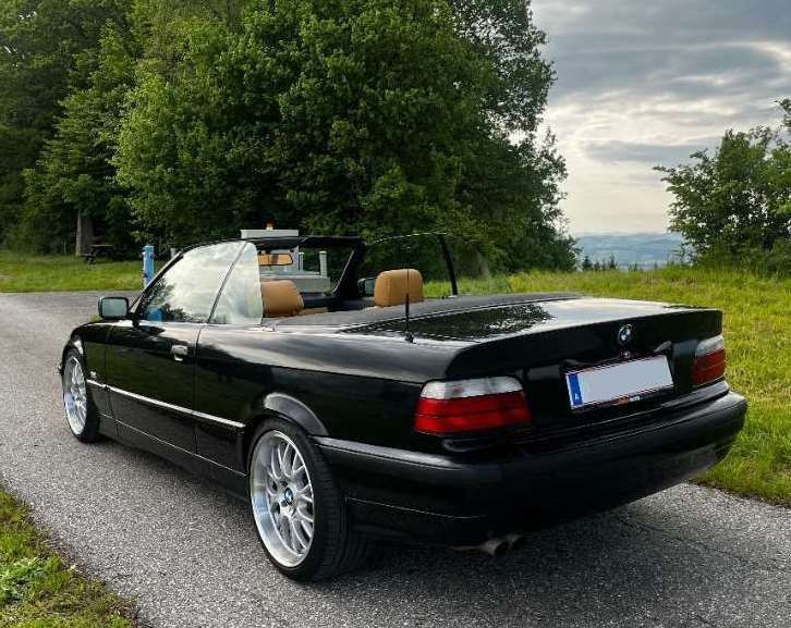 BMW 3er-Reihe 325i Cabrio E36 Kultauto mit beigem Leder Cabrio / in Passau