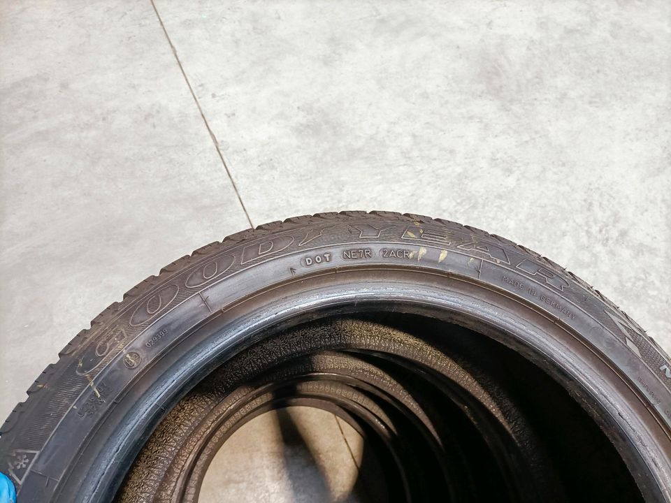 2x Goodyear Eagle Ultra GRIP GW-3 225/45 R17 Ganzjahresreifen in Köln