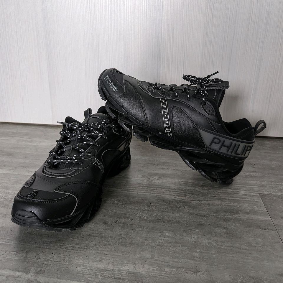 Originale Philipp Plein Active Sneaker in Gr. 44 schwarz in Karlskron