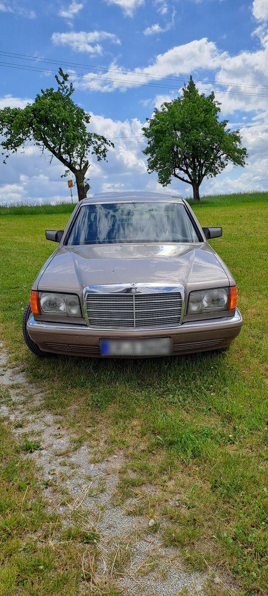 Abbildung des Autos Mercedes-Benz 260 SE