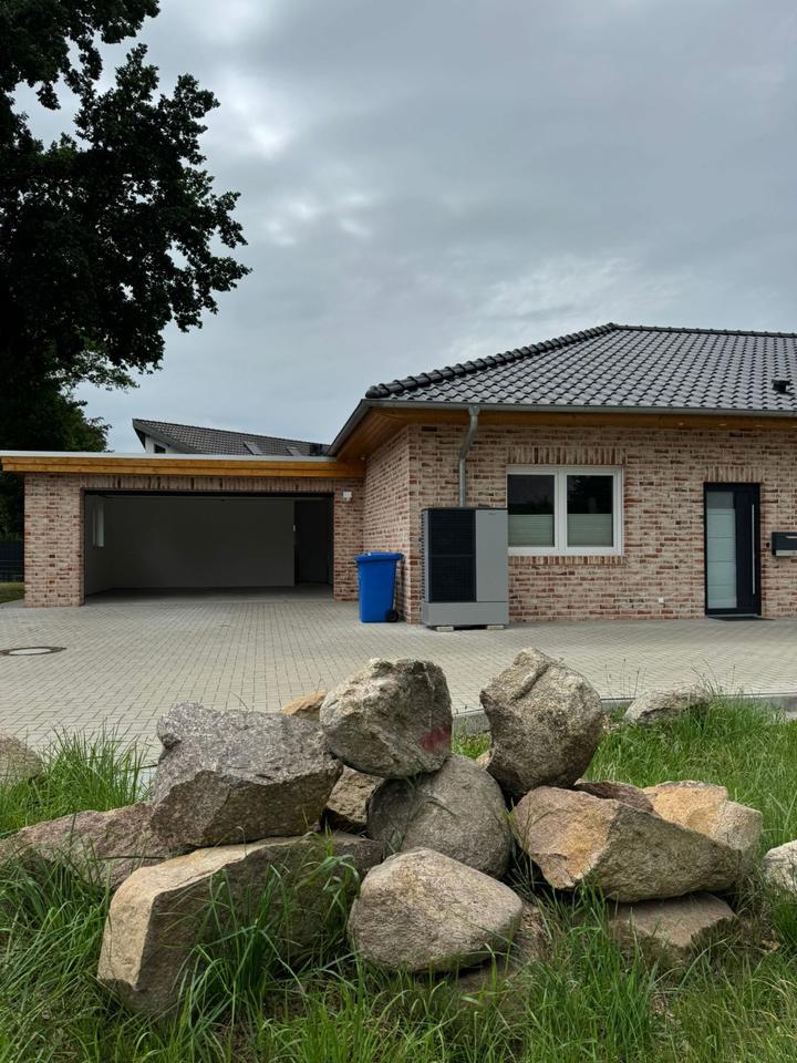 KFW40 Bungalowhälfte mit Doppelgarage