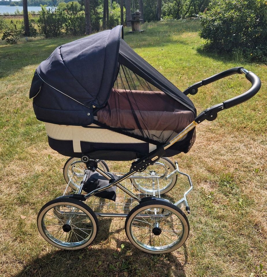 Traumhafter Emmaljunga Kinderwagen in Brandenburg an der Havel