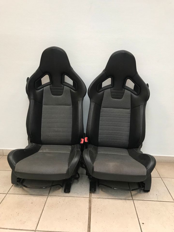 Opel Corsa D OPC NRE Nürburgring Recaro Sitze VW BMW Audi Seat * in Köthen (Anhalt)