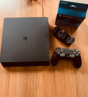 PlayStation 4 Slim 500GB + Controller & Ladestation Niedersachsen - Stadthagen Vorschau