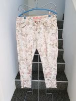 Hose S. Oliver Jeansstoff mit Blumen Größe 42 Baden-Württemberg - Kehl Vorschau