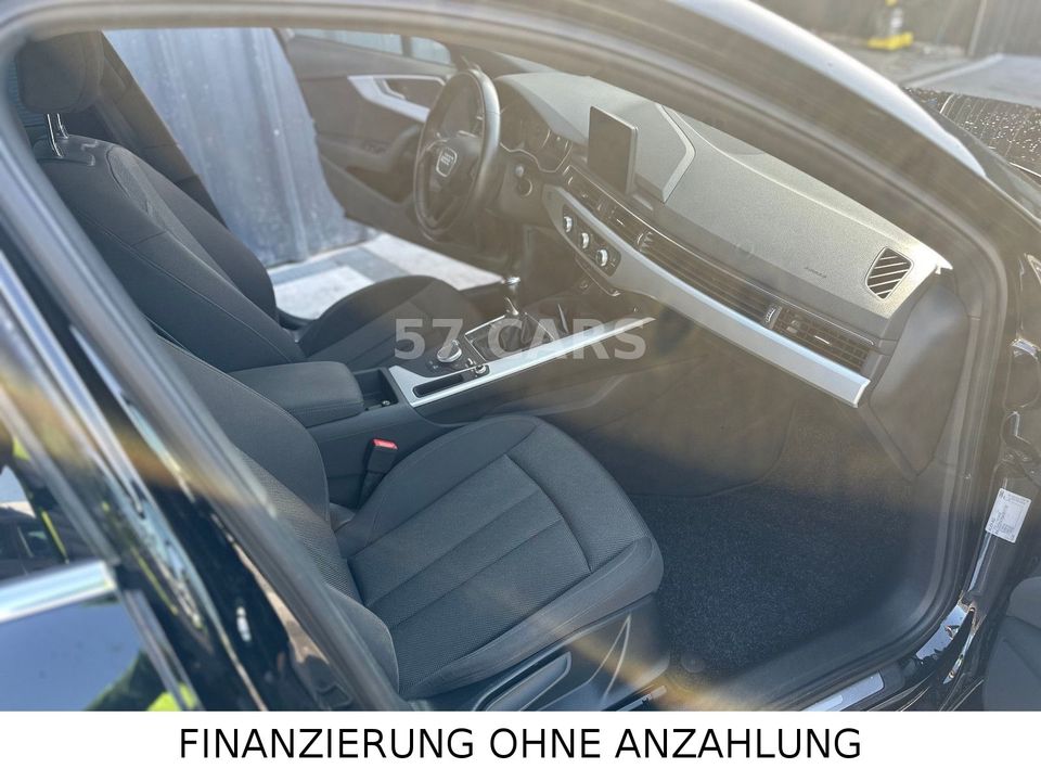 Audi A4 Avant Ultra PDC+Navi+AHK+WR in Freudental