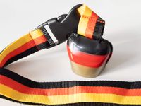 Kuhglocke Metall Deutschland schwarz-rot-gold Lanyard EM 2024 Frankfurt am Main - Nordend Vorschau