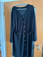 SHEIN 4XL (52) Kleid mit Knöpfen in schwarz Neuhausen-Nymphenburg - Neuhausen Vorschau